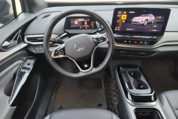 Used Volkswagen ID.4 CROZZ 2021 Long-Range PRO Two-Wheel Drive Version