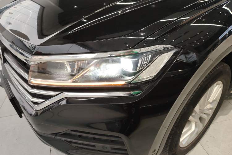 Used Volkswagen Touareg 2020 2.0 TSI RuiShang Edition China VI Standard
