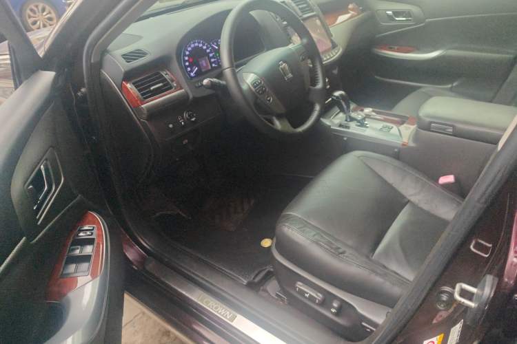 Used Toyota Crown 2012 2.5L Royal Leather Edition Driver Seat