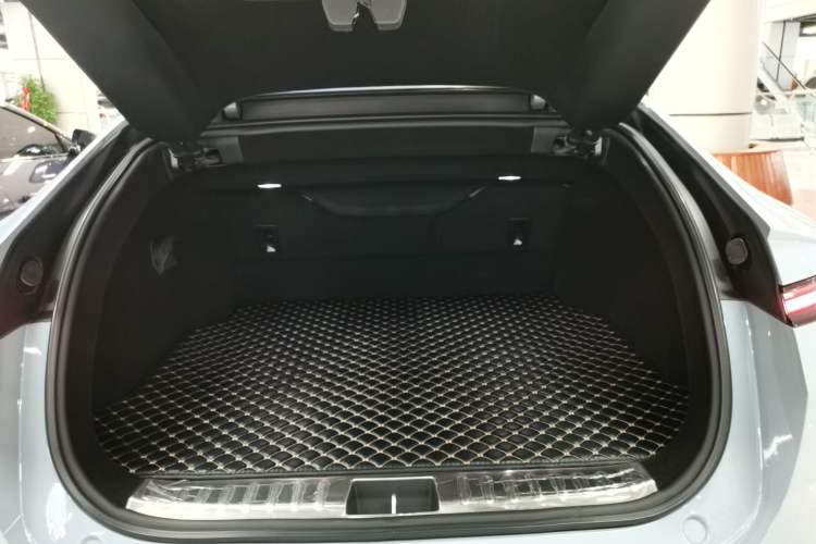 Used Avatr 12 2023 650 Three-Laser Four-Wheel Drive Performance Edition
