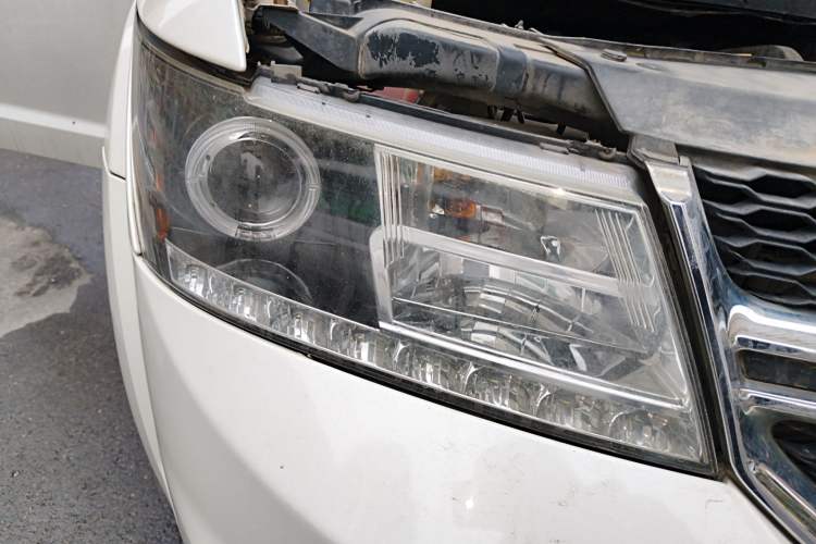 Used Dodge Journey 2013 2.4L Two-Wheel Drive Luxury Version