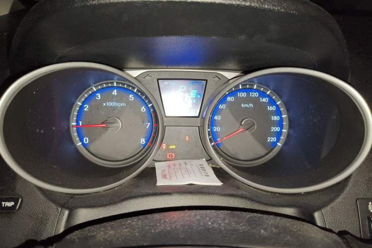Used Hyundai ix35 2012 2.0L Automatic Two-Wheel Drive Elite Edition GLS Instrument Cluster