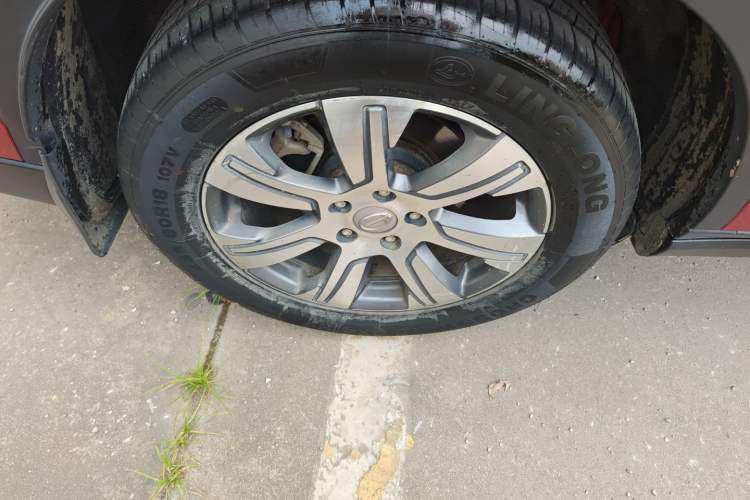 Used GAC Trumpchi GS7 2017 320T Two-Wheel-Drive Luxury Smart Connectivity Model