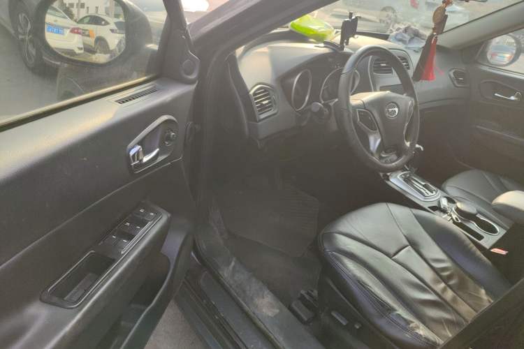 Used GAC Trumpchi GS5 2014 2.0L Automatic Two-Wheel Drive Anniversary Value Edition
