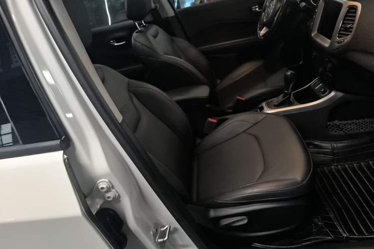 Used Jeep Compass 2017 200T Automatic Family Edition Right Front Seat