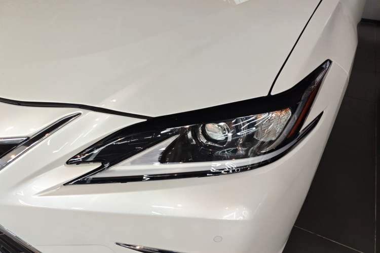 Used Lexus ES 2023 200 Excellence Edition Left Front Headlight