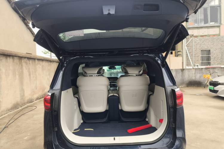 Used Buick GL8 2022 Avenir Avia Four-Seat Prestige Edition Trunk