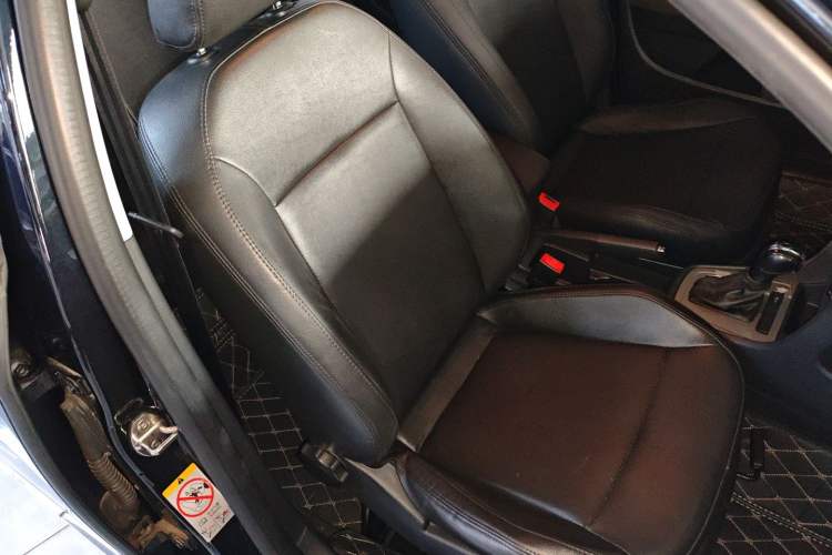 Used Volkswagen Lavida 2017 1.6L Automatic Comfort Edition
