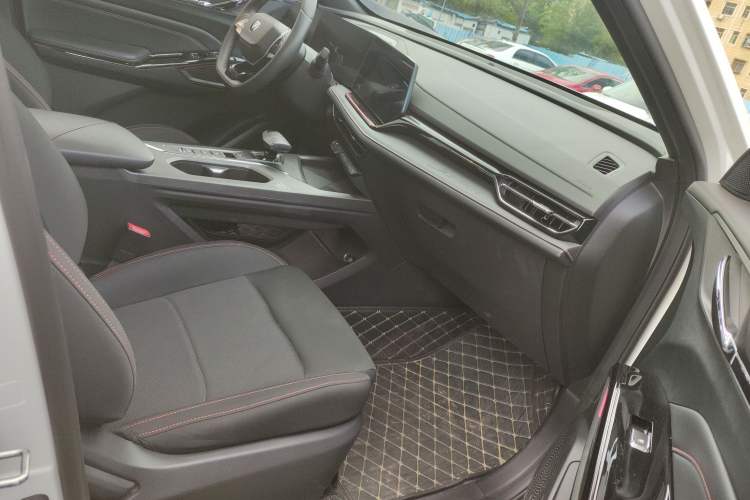 Used CHANGAN X5 PLUS 2024 1.5T DCT Enjoyment Version Right Front Seat