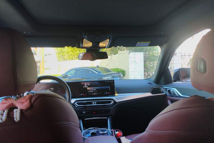 Used BMW i4 2023 eDrive40
