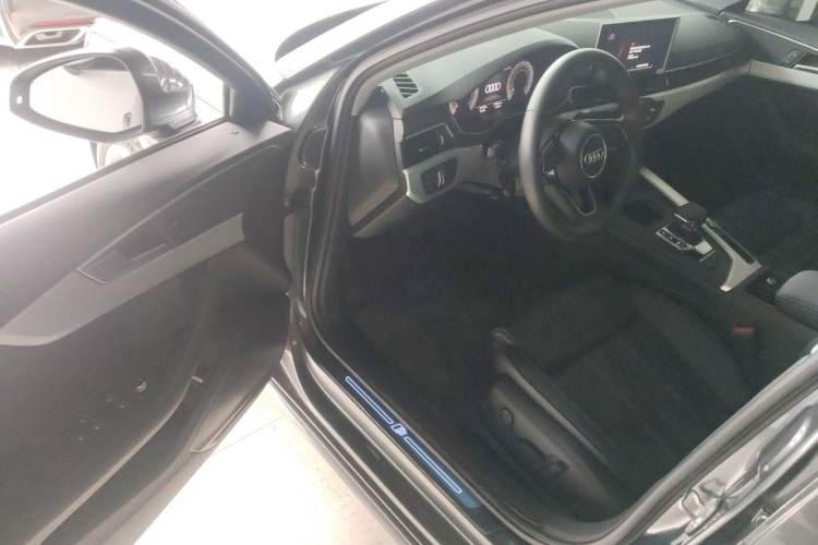 Used Audi A4L 2023 40 TFSI Fashion Dynamic Model