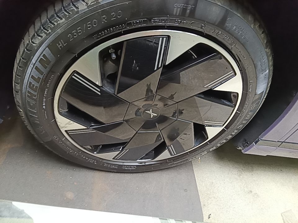 XPeng X9 2024 640 All-Wheel Drive High-Performance Max — снимка 10