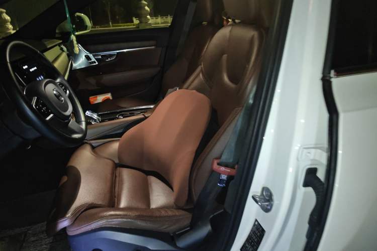 Used Volvo S90 2023 B5 Zhiyuan Luxury Edition
