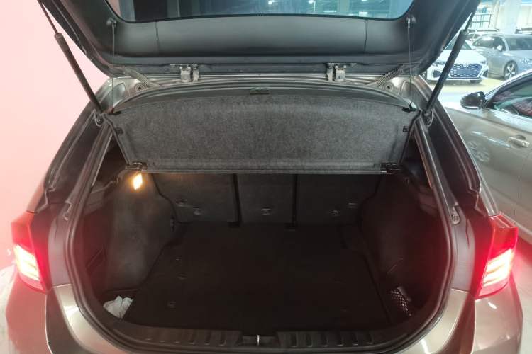 Used BMW X1 2012 sDrive18i Luxury Edition
