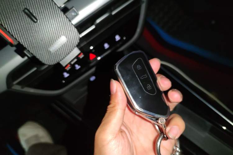 Used Volkswagen Lamando 2022 Lavida L 280TSI DSG Cool & Spicy Edition Vehicle Key