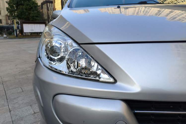 Used Peugeot 307 2010 Sedan 1.6L Manual Comfort Edition