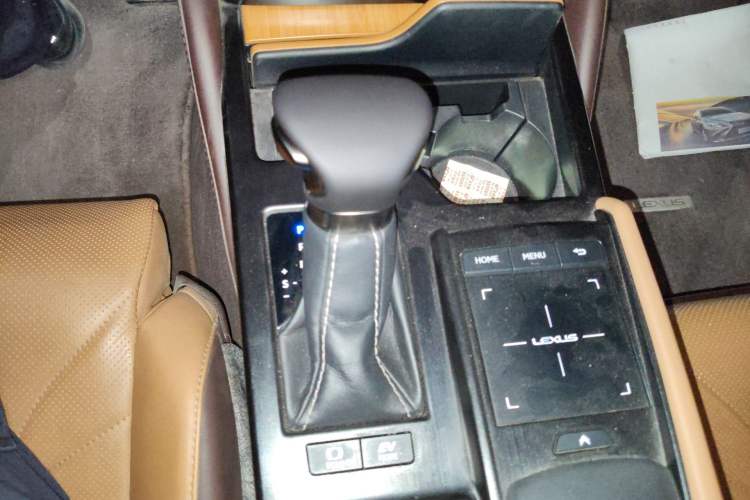 Used Lexus ES 2020 300h Premium Edition