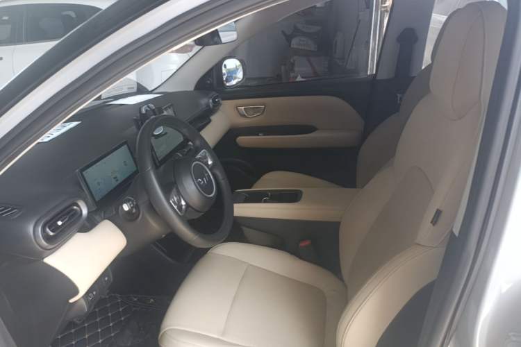 Used Wuling Bingo PLUS 2024 510 km Flagship Edition Four-Seater Version
