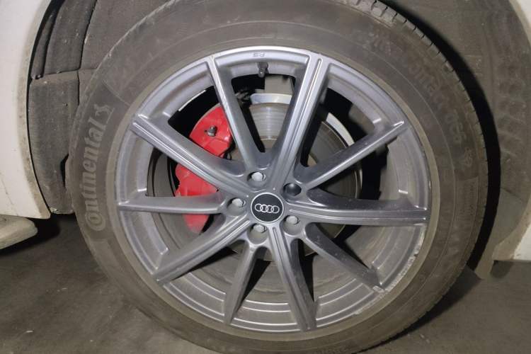 Used Audi Q5L 2022 Updated 45T Prestige Dynamic Edition Right Front Wheel Hub