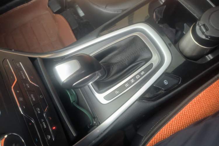 Used Ford Edge 2016 EcoBoost 245 Four-Wheel Drive Titanium Edition 7-Seater
