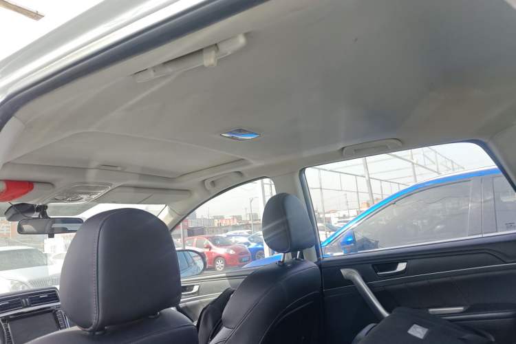 Used Haval H6 2015 Sport Edition 1.5T Automatic Two-Wheel Drive Luxury Model
