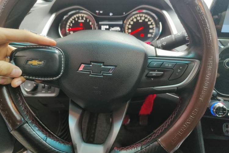 Used Chevrolet Orlando 2018 Redline 530T Automatic Enjoyment Edition (5+2 Model) – China V Standard Vehicle Key