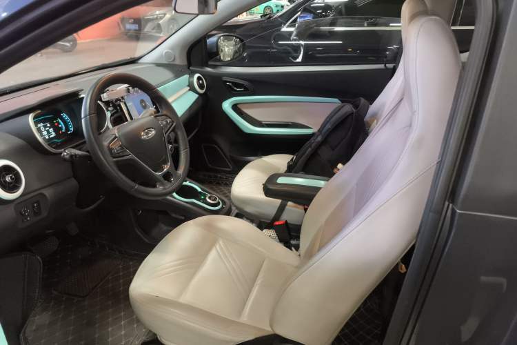 Used Chery Little Ant 2021 200 000 Yuan Ant Fan Edition Energized Version NMC Lithium Battery 408 km