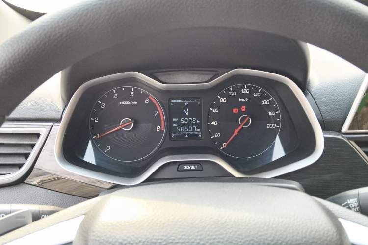 Used Baojun 310 2017 1.5L Automatic Fashion Model