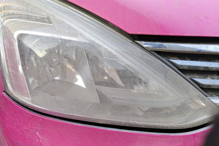 Used Nissan Livina 2013 1.6XE Manual Comfort Edition