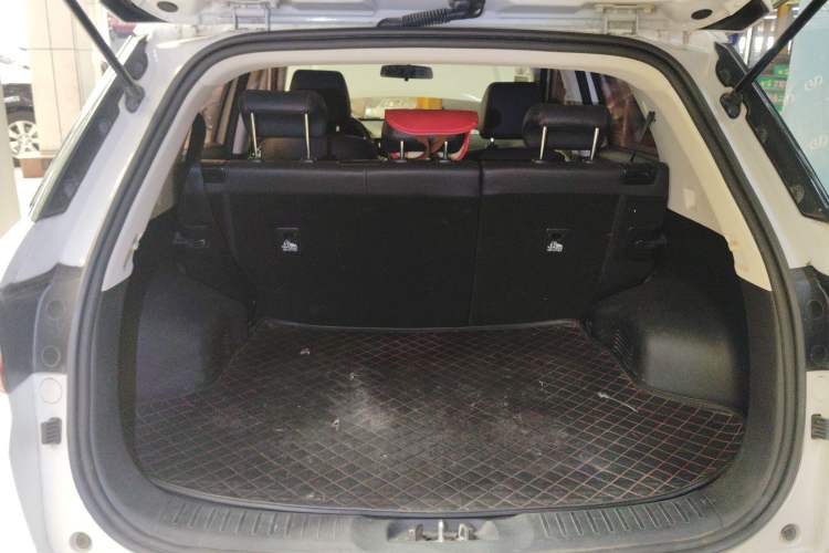 Used CHANGAN CS55 2018 1.5T Automatic Colorful Edition China V Standard
