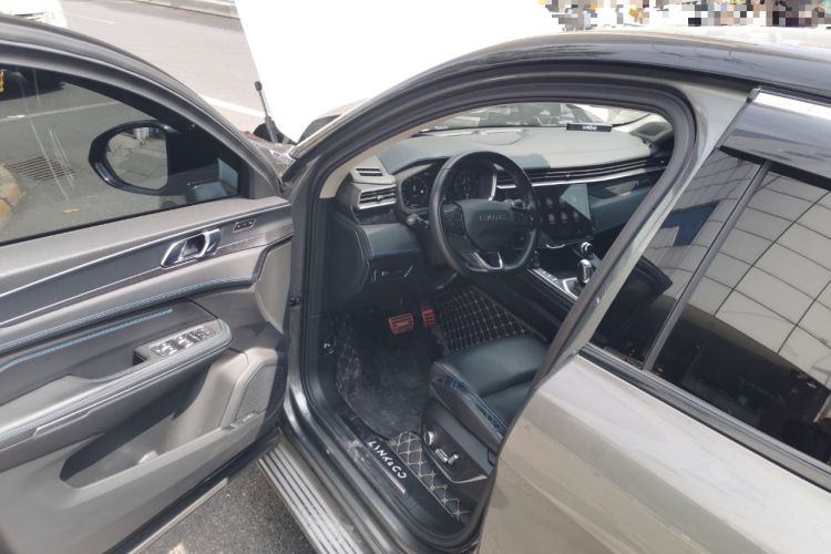 Used Lynk & Co 05 2020 2.0TD Two-Wheel Drive Shine Halo