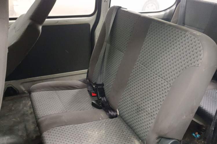 Used Wuling Zhiguang 2015 1.2L Practical LS-I Model