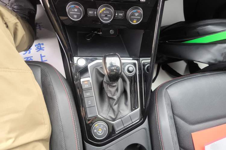 Used Volkswagen Tayron 2019 330TSI Four-Wheel Drive Luxury Version China VI Standard