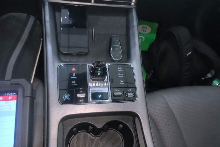 Used BYD Seal 2024 HONOR Edition DM-i 1.5L 121km Elite Model
