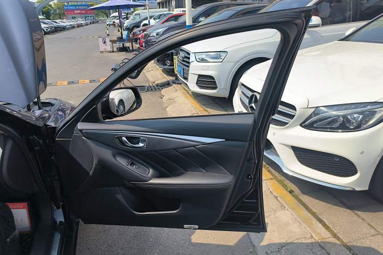 Used Infiniti Q50L 2016 2.0T Enjoyment Edition