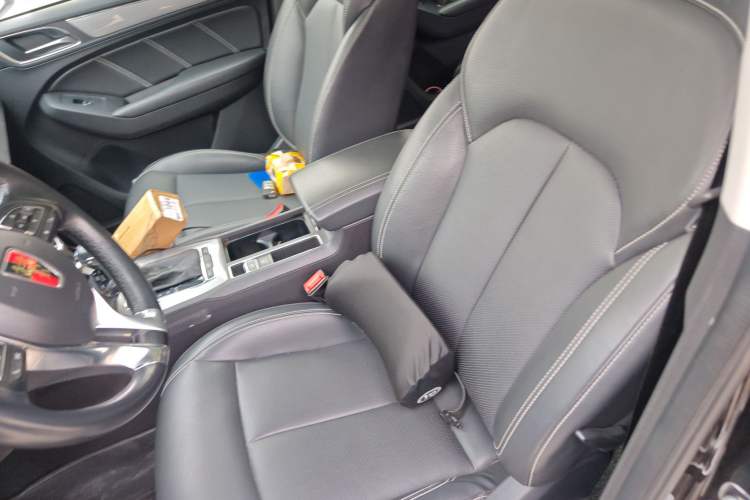 Used Roewe RX5 2019 20T Two-Wheel Drive Automatic 4G Connected Platinum Edition