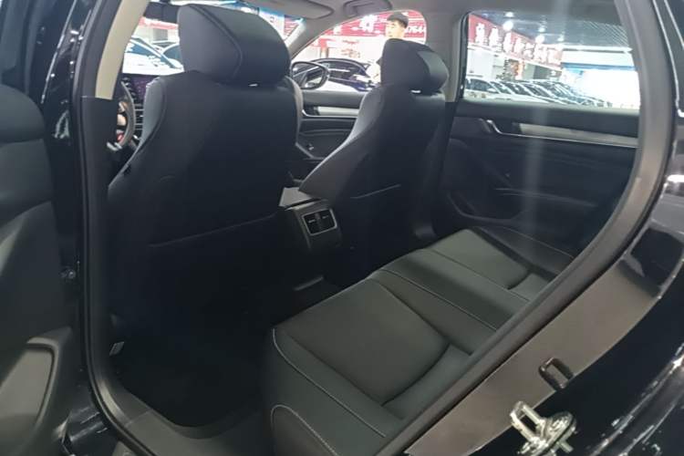 Used Honda Inspire 2019 260TURBO Elegant Edition China VI Emission Standard
