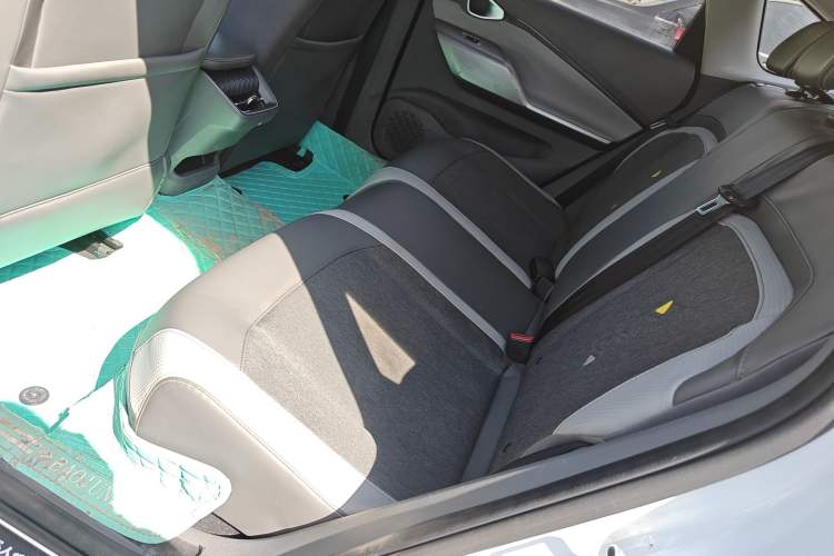 Used Baojun RC-5 2020 1.5T Manual Smart Luxury Edition Left Rear Seat