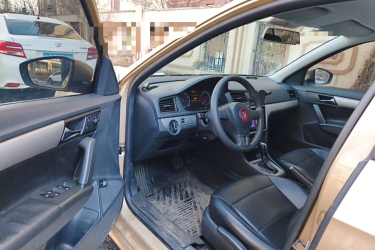 Used Volkswagen Lavida 2013 Revised Classic 1.6L Automatic Fashion Edition
