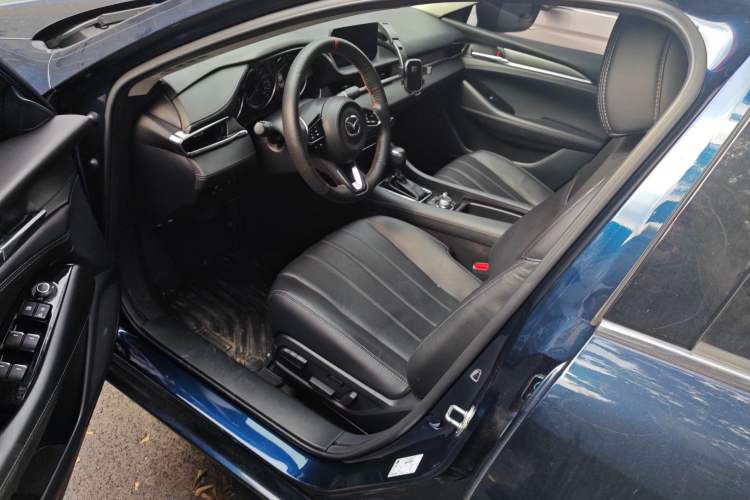 Used Mazda Atenza 2021 2.0L Blue Sky Luxury Edition Driver Seat