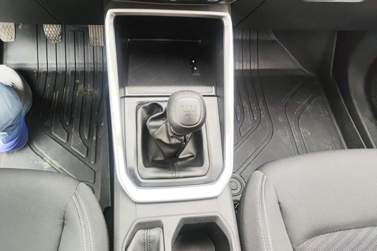 Used Wuling Alvez 2022 1.5L Manual Free-Style Model Gear Lever