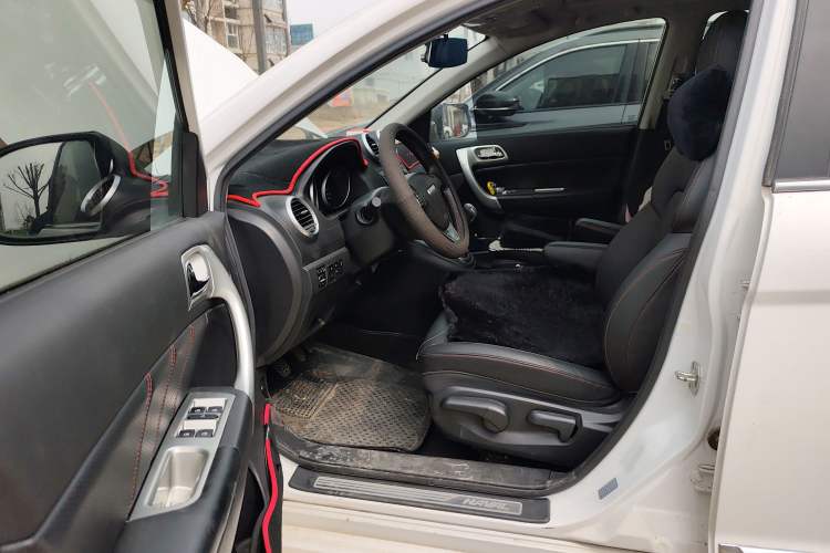 Used Haval H6 2016 Upgraded Model 1.5T Manual Two-Wheel Drive Urban Version