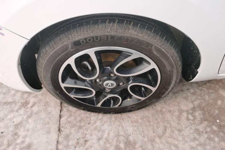 Used CHANGAN Benni 2015 1.4L IMT Luxury Model China IV
