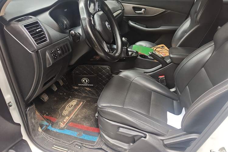 Used Dongfeng Fengon S560 2018 1.8L Manual Elite 7-Seater
