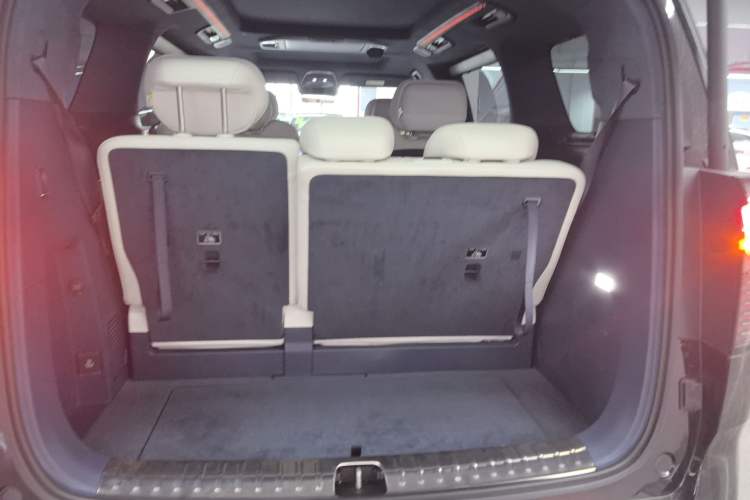 Used Zeekr 009 2024 7-Seater Walk-Through Version Four-Wheel Drive 108 kWh
