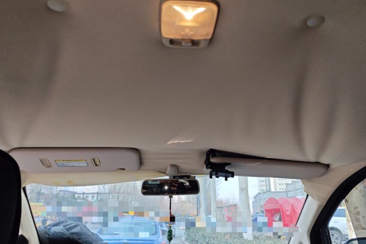 Used GAC Gonow Starry 2014 1.5L Luxury Model Headliner