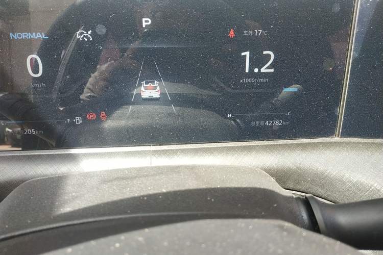 Used CHANGAN UNI-T 2022 1.5T Luxury Edition
