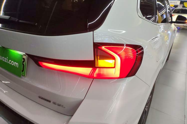 Used BMW iX1 2025 eDrive25L M Sport Package
