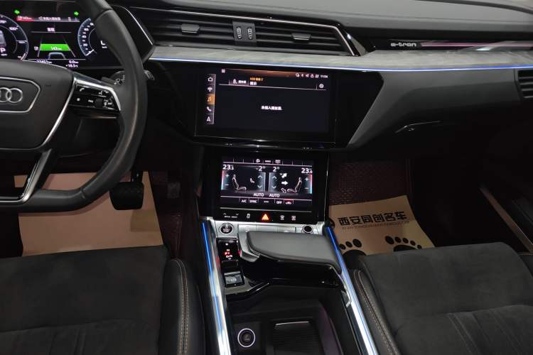 Used Audi e-tron 2021 50 quattro Prestige Edition
