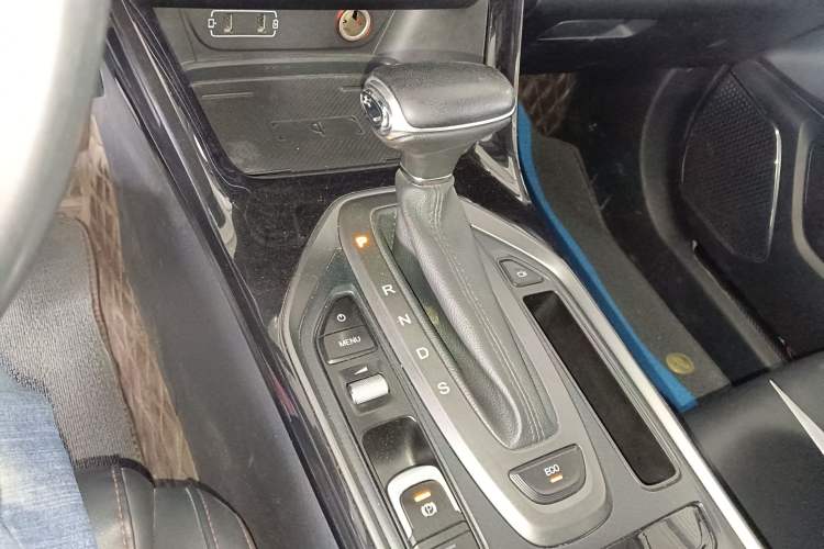 Used GAC Trumpchi GS4 2021 270T Automatic Smart Connectivity Technology Edition Gear Lever